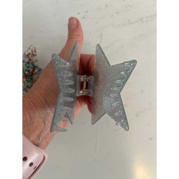 STAR HAIR CLIPS SET OF TWO SILVER AND MUTLICOLOR STARS HAIR CLIPS - Picture 5 of 5